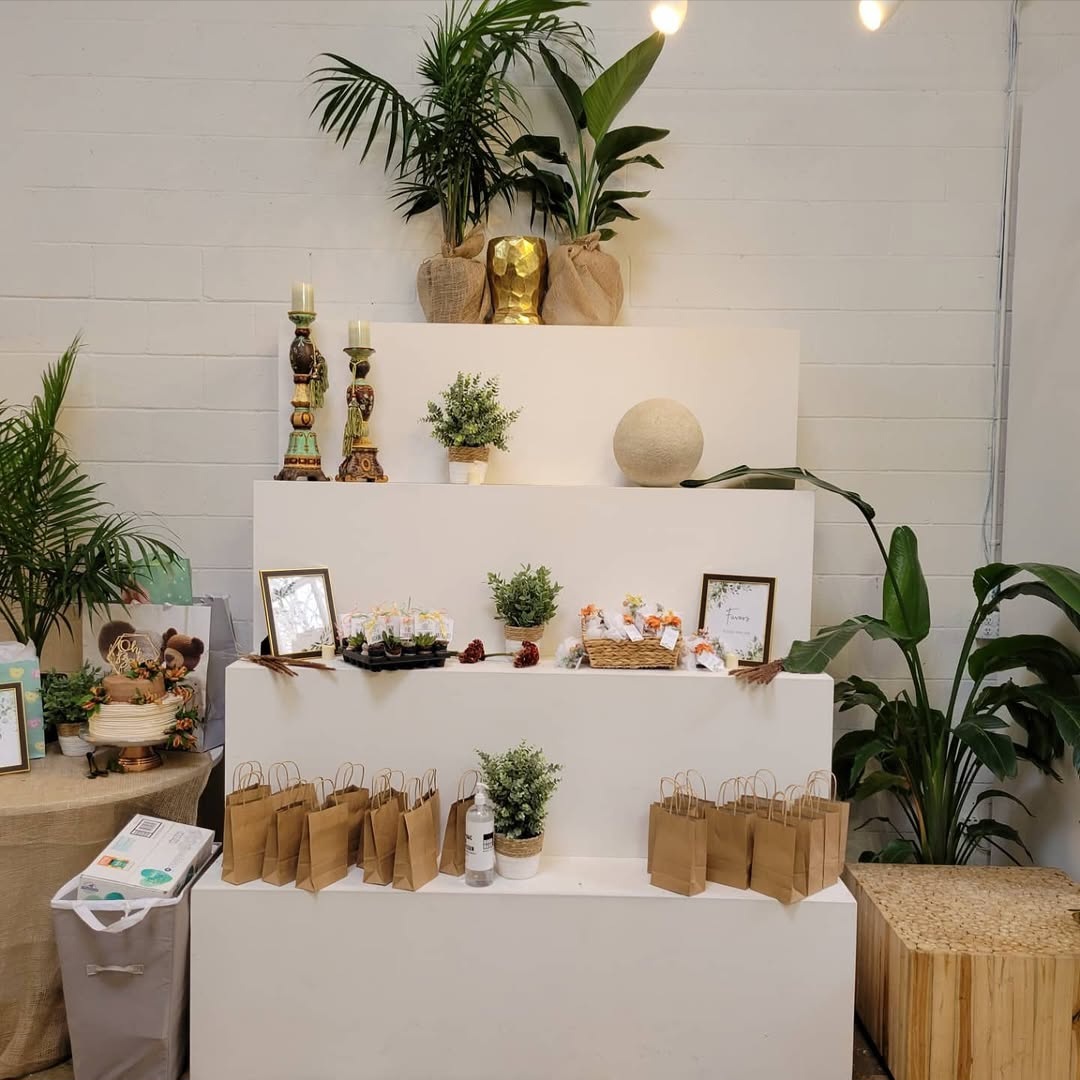 Layered Welcome Display